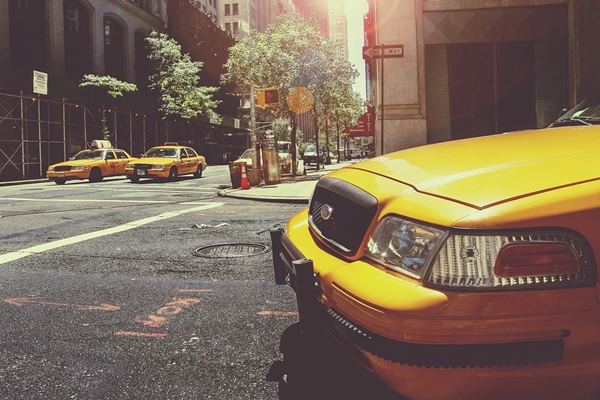 Quais so os aplicativos de transporte rodovirio e txi na sua localidade?